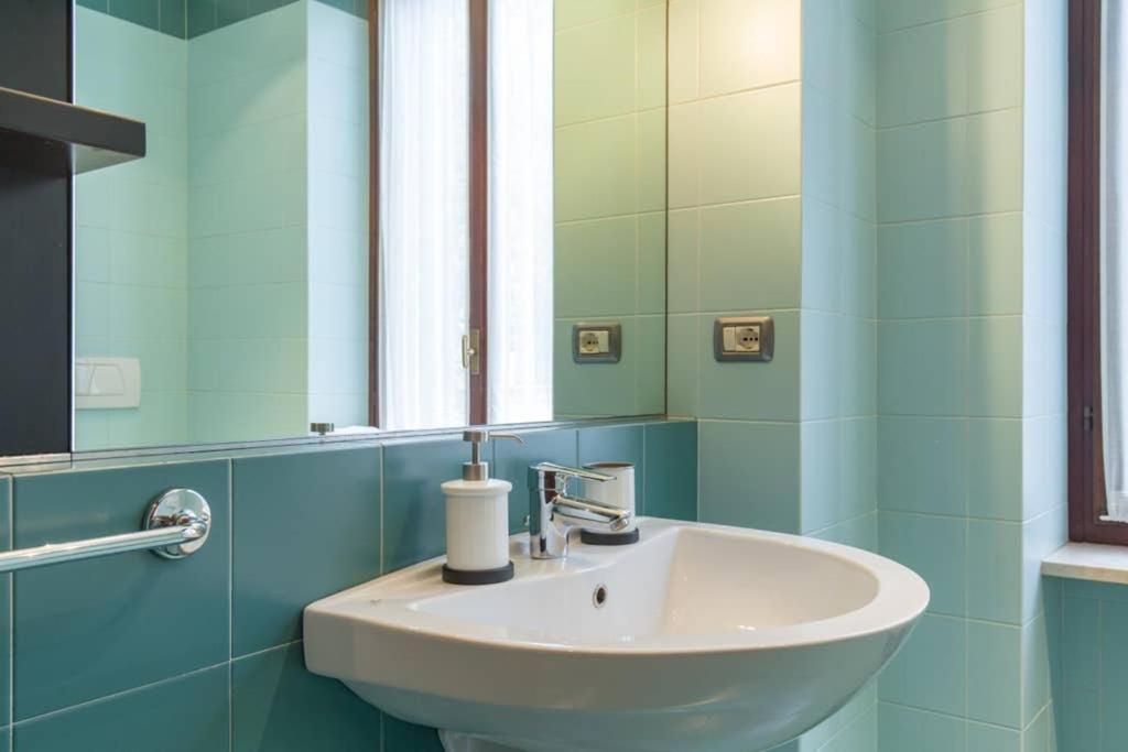 Comfortable Apartment Behind Arena Di 베로나 외부 사진